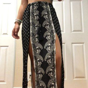 Long Skirt with slits, Lost In Paradise , xs